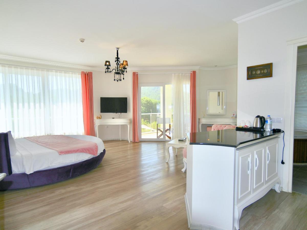 Goecek Naz Hotel Екстер'єр фото